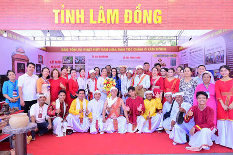 Lâm Đồng ghi dấu ấn tại Ngày hội Văn hóa dân tộc Chăm toàn quốc