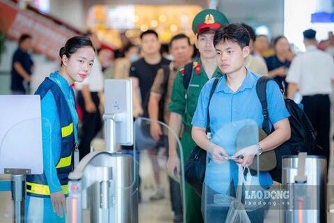 Nội Bài xác thực sinh trắc học cho hành khách chỉ trong 10 giây
