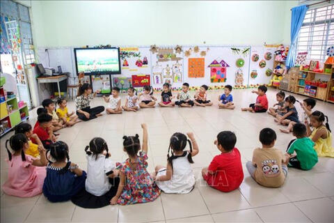 Quy định về chính sách hỗ trợ chi phí học tập