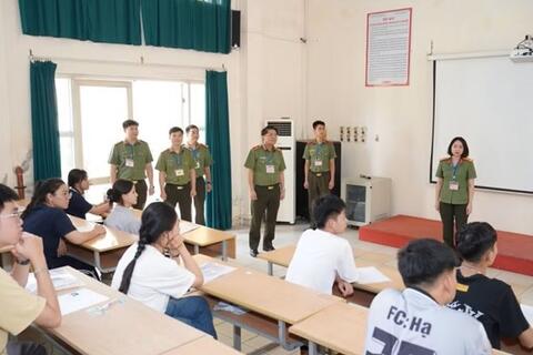 Những thí sinh đầu tiên trúng tuyển vào Học viện Chính trị Công an nhân dân
