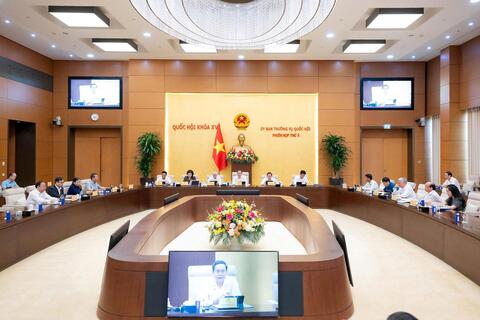 Sửa 3 luật ngân hàng để tháo gỡ vướng mắc, hướng tới mục tiêu tăng trưởng 2 chữ số
