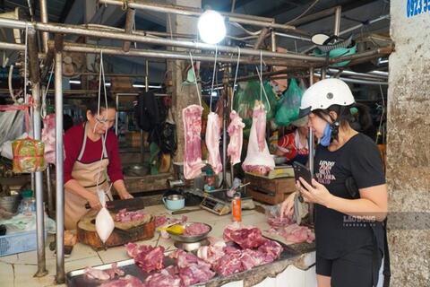 Heo hơi nhích lên, giá thịt ở TPHCM chưa tăng mạnh