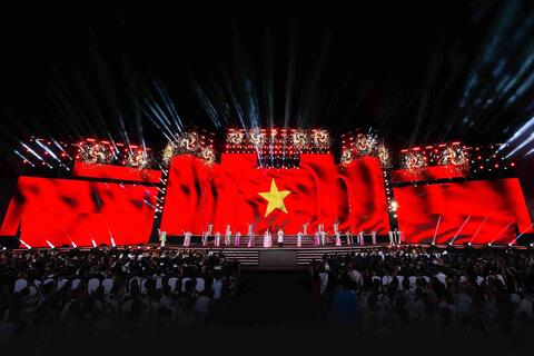 Sân khấu Miss World 2026 bên bờ biển Nha Trang
