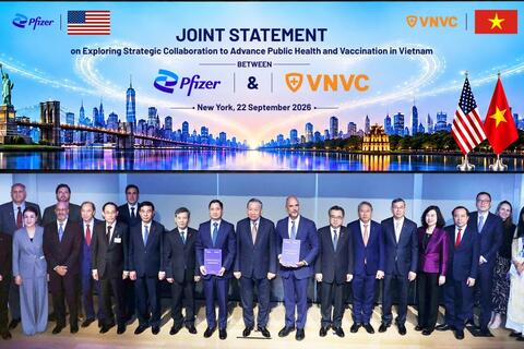 VNVC và Pfizer trao văn kiện hợp tác tại Mỹ, nâng cao năng lực phòng bệnh cho Việt Nam
