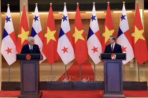 Tổng Bí thư, Chủ tịch nước Tô Lâm và Tổng thống Panama gặp gỡ báo chí sau hội đàm