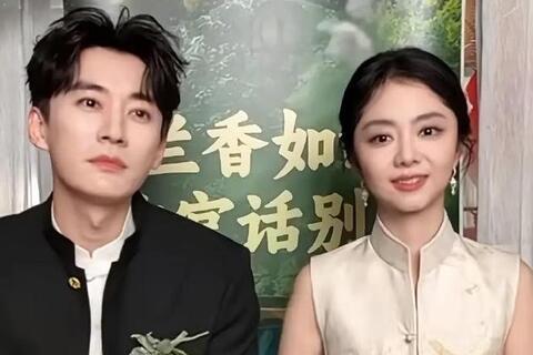 Đàm Tùng Vận và Lưu Học Nghĩa lộ diện mệt mỏi sau lịch trình kín mít