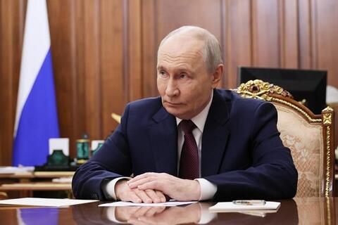 Tổng thống Putin bất ngờ khen tỉ phú Elon Musk là thiên tài
