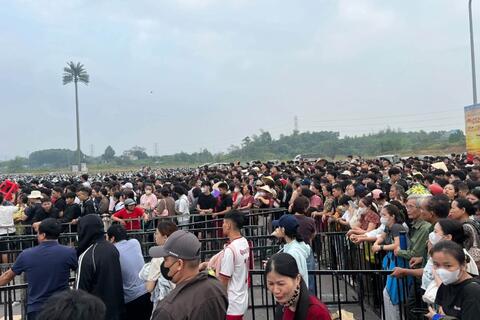 "Sốt" vé concert có Hòa Minzy, Noo Phước Thịnh, Thái Nguyên đưa khuyến cáo quan trọng