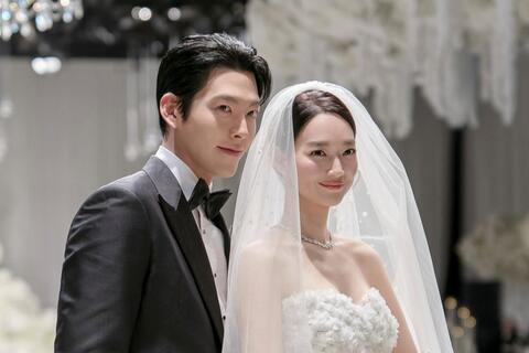 Shin Min Ah tiết lộ thay đổi lớn nhất sau khi kết hôn với Kim Woo Bin