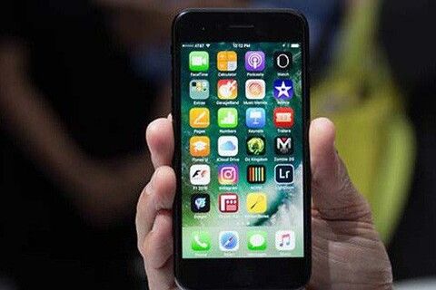 Vì sao màn hình iPhone đời cũ nhìn sướng mắt hơn smartphone bây giờ?