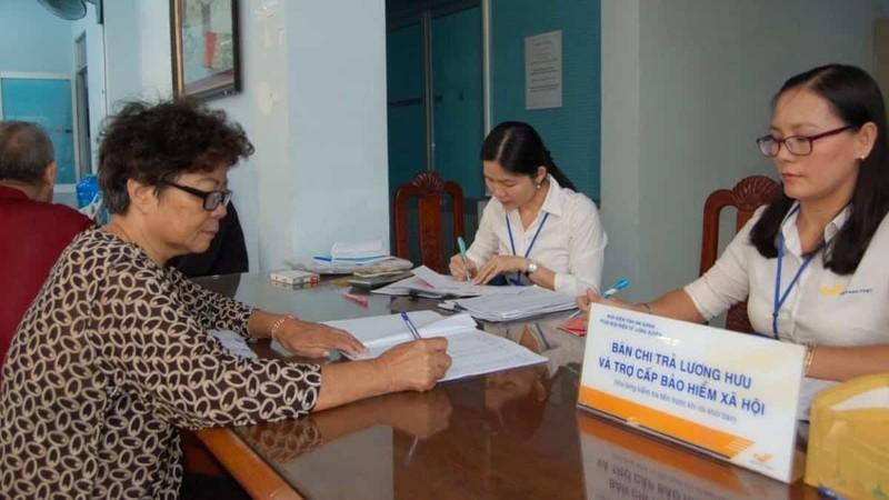 Đề xuất hai phương án tăng lương hưu, trợ cấp bảo hiểm xã hội