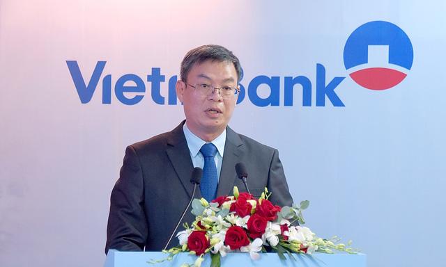 Những sếp ngân hàng tuổi Dần: Chủ tịch quyền lực của SHB và VietinBank, CEO ACB đi lên từ vị trí thực tập sinh - Ảnh 2.