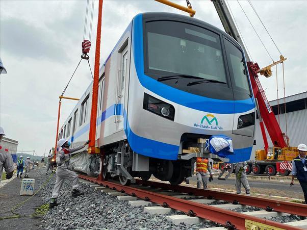 Công ty vận hành metro hết tiền - Ảnh 1.