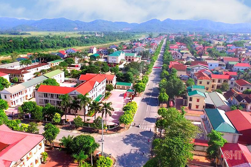 Một góc thị trấn Phố Châu - trung tâm chính trị, kinh tế, văn hoá huyện Hương Sơn. Ảnh: Minh Lý/baochinhphu.vn