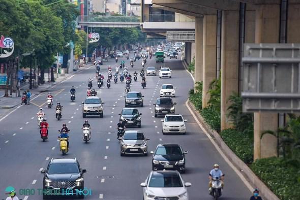 8 nhóm giải pháp giảm tai nạn, chống ùn tắc giao thông - Ảnh 1