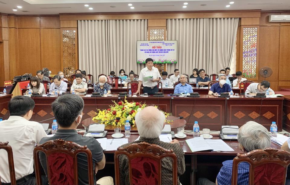 TS Trần Danh Lợi (Ủy viên Thường vụ Liên hiệp các Hội Khoa học & Kỹ thuật Hà Nội) đề xuất, đối với không gian ngầm, phải nhanh chóng có quy hoạch cho không gian ngầm để kêu gọi đầu tư cho hệ thống đỗ xe