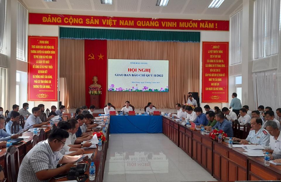 Quang cảnh hội nghị giao ban báo chí.