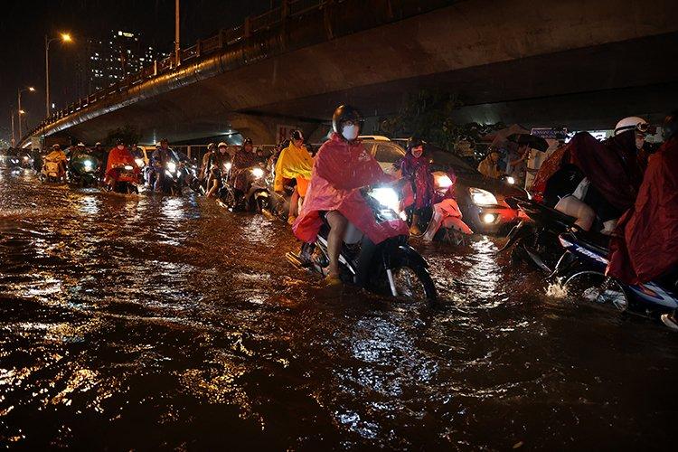 Thời tiết ngày 15/6: Bắc Bộ và Thanh Hóa có mưa rào và dông, Trung Bộ nắng  nóng | baotintuc.vn