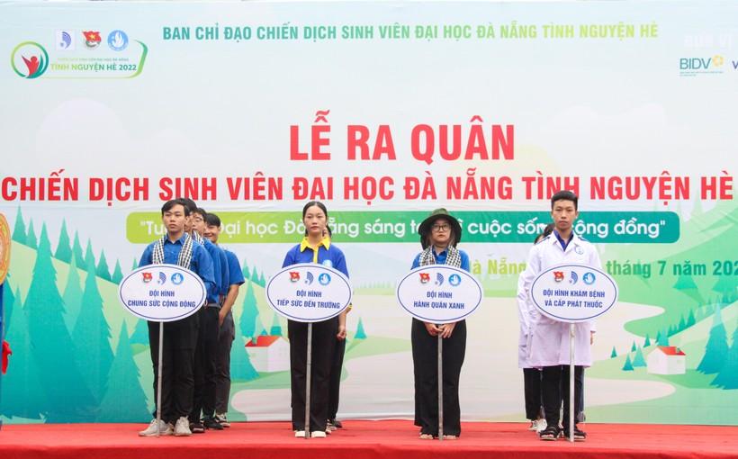 1.000 sinh viên Đại học Đà Nẵng ra quân chiến dịch tình nguyện mùa hè 2022 ảnh 1