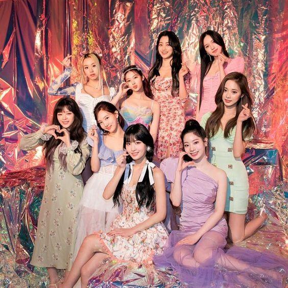 JYP đưa ra thông báo chính thức về những lời đồn xung quanh việc Twice tan rã vào cuối năm nay. Ảnh: JYP Ent