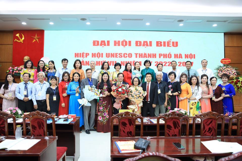 Ra mắt Ban Chấp hành Hiệp hội UNESCO TP Hà Nội nhiệm kỳ 2022-2027. 