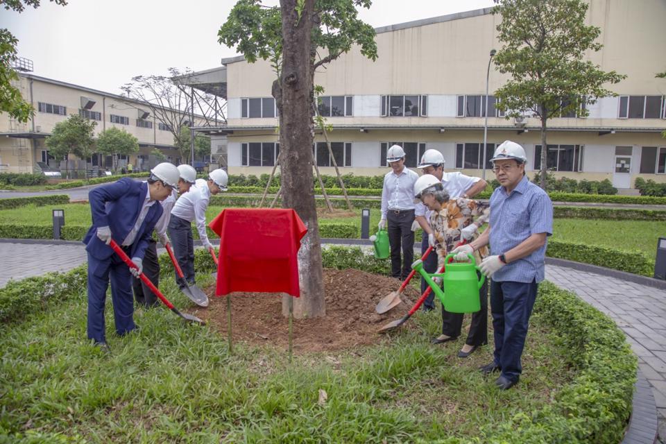 Công ty Thuốc lá Thăng Long: Sản xuất an toàn cùng với “xanh hóa” môi trường - Ảnh 1