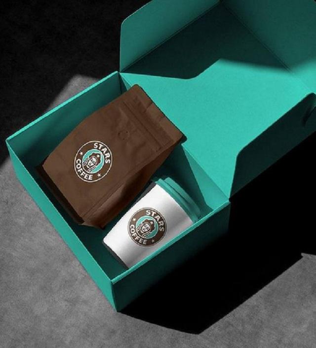 Diện mạo mới của Starbucks tại Nga - Ảnh 3.