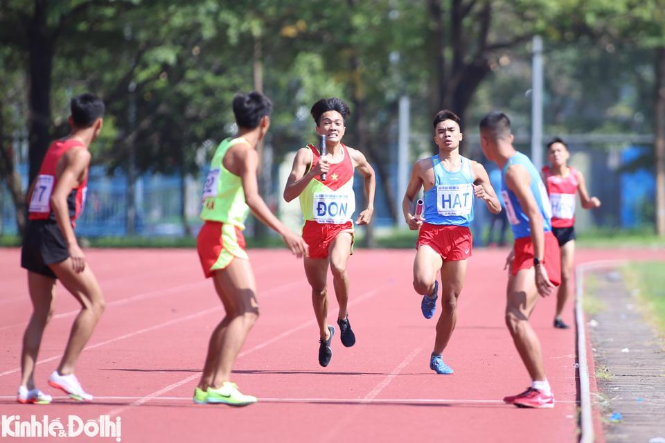 Bước vào tranh tài ở nội dung đầu tiên là 4x800m nam có 4 đội tham dự gồm: Hà Nội, Đồng Nai, Hà Tĩnh và Thái Bình.