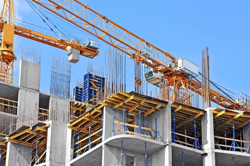 Năm tới hoạt động xây dựng toàn cầu đối mặt với nhiều thách thức hơn nữa.