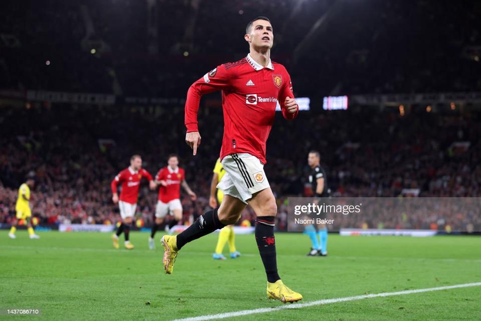 Ronaldo ghi bàn cho Manchester United tại Europa League.