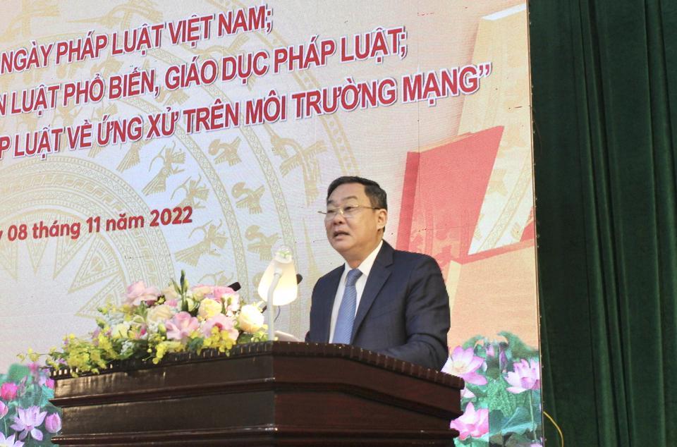 Phó Chủ tịch Thường trực UBND TP Lê Hồng Sơn phát biểu tại Lễ hưởng ứng Ngày Pháp luật Việt Nam