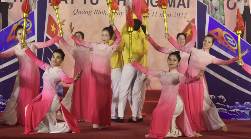 Khép lại Hội diễn văn nghệ ngành Giáo dục Quảng Bình ảnh 3