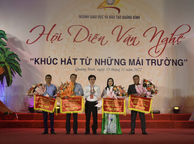 Khép lại Hội diễn văn nghệ ngành Giáo dục Quảng Bình ảnh 9