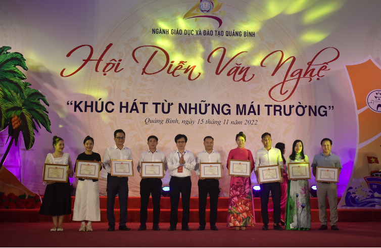 Khép lại Hội diễn văn nghệ ngành Giáo dục Quảng Bình ảnh 7