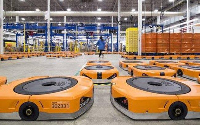 Robot của Amazon đánh dấu bước tiến mới của ngành thương mại điện tử