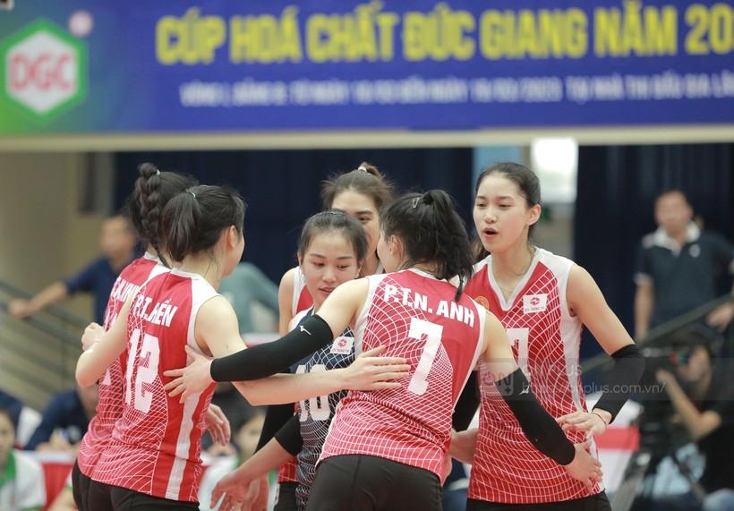 Nhan sắc tựa thiên thần của hotgirl bóng chuyền Việt Nam ảnh 12