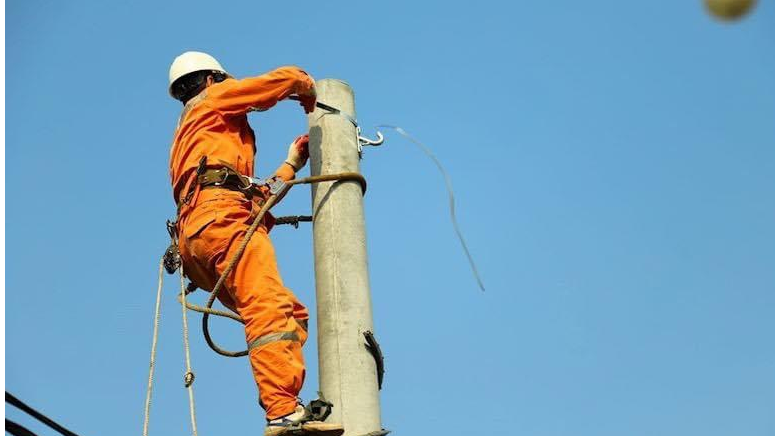 Thiết bị không rút phích cũng tiêu tốn khoảng 5% - 10% lượng điện năng - Ảnh 1