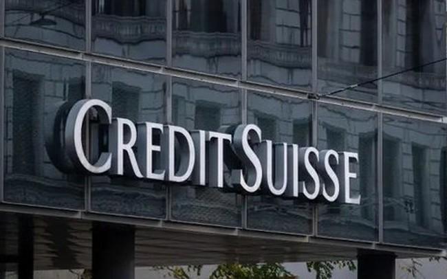 Giá dầu lao dốc hơn 6% sau khi tin xấu từ Credit Suisse thổi bùng nỗi lo về ngành ngân hàng