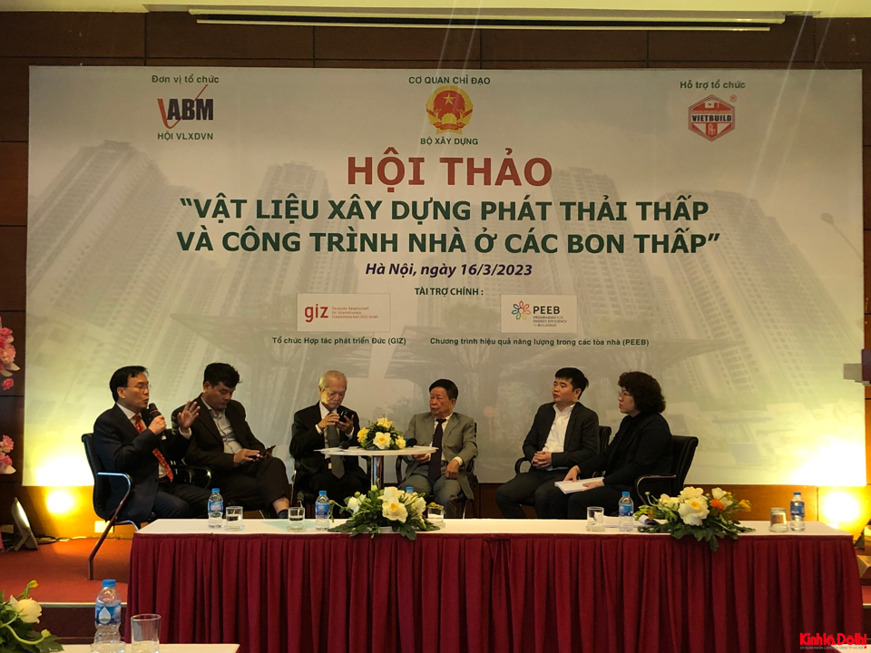 Trong khuôn khổ Triển lãm Quốc tế Vietbuild Hà Nội 2023 lần thứ 1 đã diễn ra hội thảo