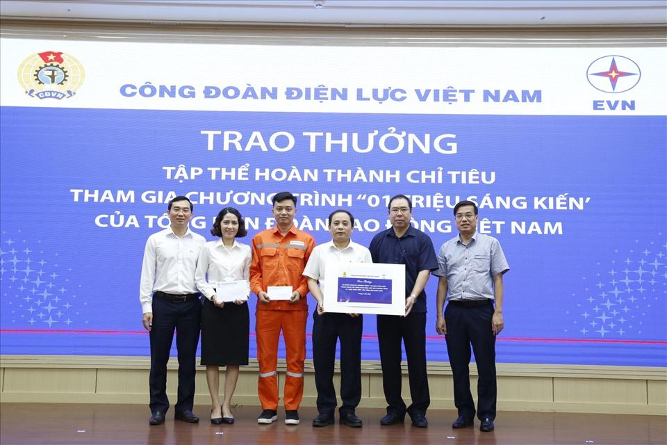 Công đoàn EVNHANOI phát động thi đua hiệu quả