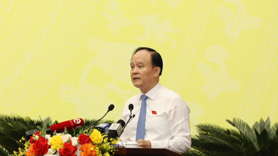 Chủ tịch HĐND Thành phố Hà Nội Nguyễn Ngọc Tuấn phát biểu kết luận phiên chất vấn (Ảnh: Thanh Hải)
