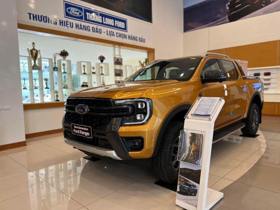 Giá xe ô tô Ford tháng 6/2023: Hỗ trợ 50% lệ phí trước bạ - Ảnh 1