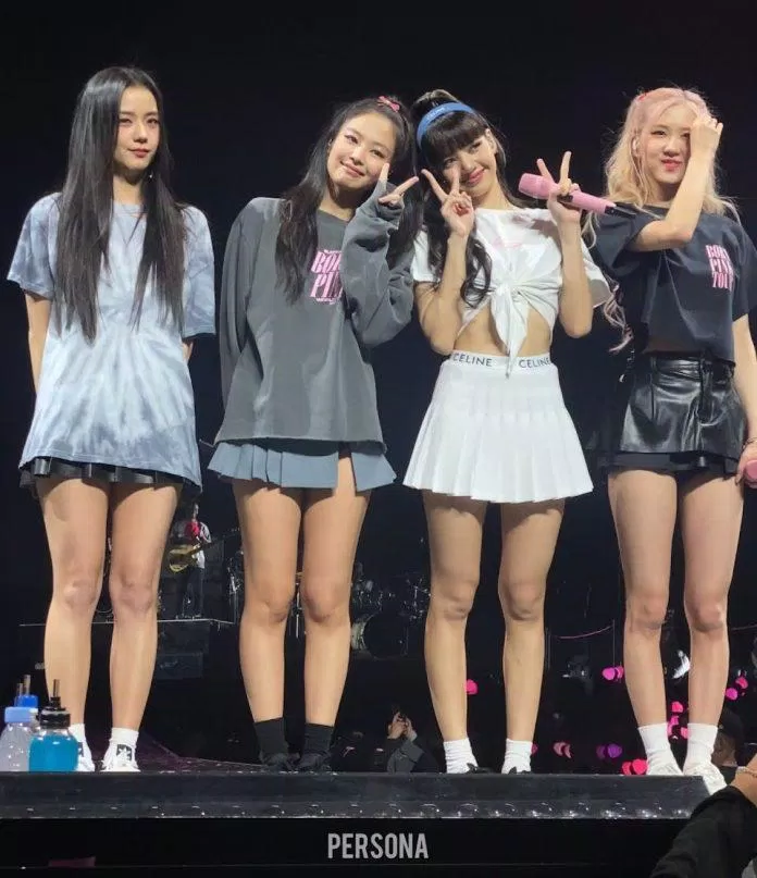 Kinh phí đu concert BLACKPINK: Từ tiền triệu đến trăm triệu cũng có, tiết kiệm nhất là được đu trên "sân nhà" - Ảnh 5.