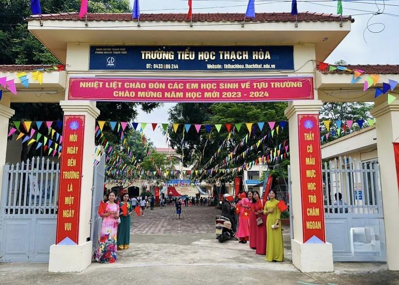 Hà Nội đón học sinh lớp 1 tựu trường chuẩn bị cho năm học mới ảnh 2