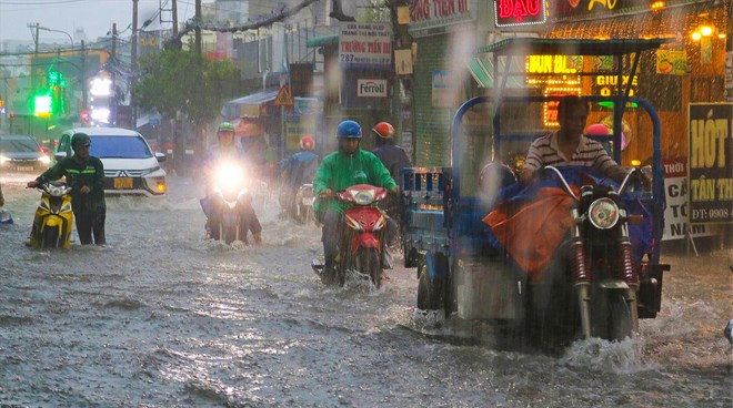 Cảnh báo mưa lớn, lốc sét ở Trung Bộ, Tây Nguyên