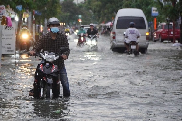 Nam Bộ có mưa rào, triều cường ở mức cao. Ảnh minh họa