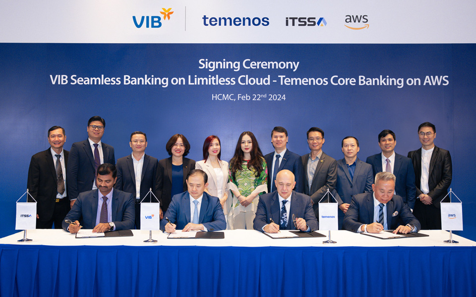 Lễ ký kết triển khai dự án hiện đại hóa core banking của VIab và các đối tác ngày 22/2/2024