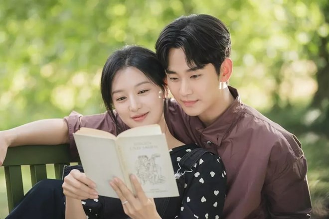 Phim của Kim Soo Hyun, Kim Ji Won dễ đạt mục tiêu rating