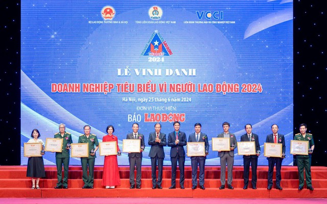 MobiFone lọt top 67 Doanh nghiệp tiêu biểu vì Người lao động năm 2024