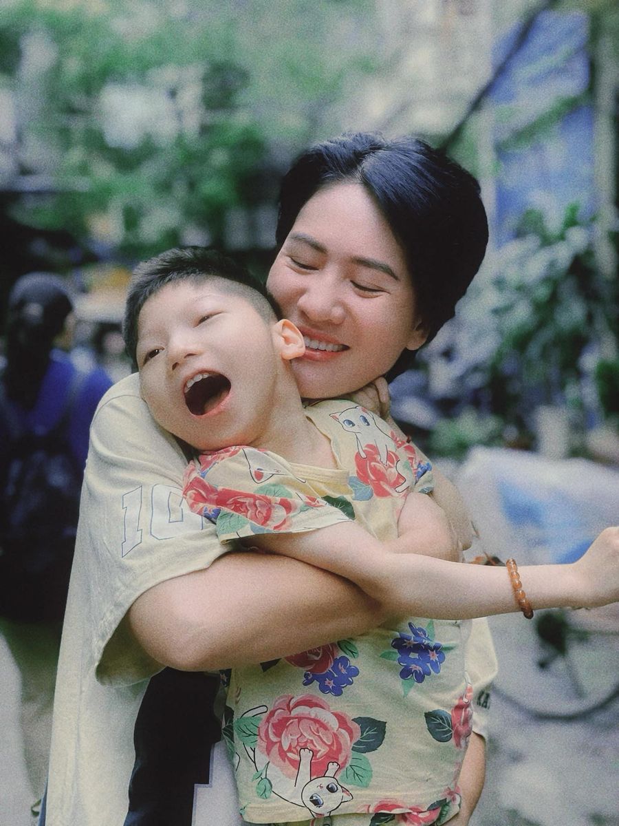 dien vien minh cuc con gai la nguon nang luong vo bo (3).jpg